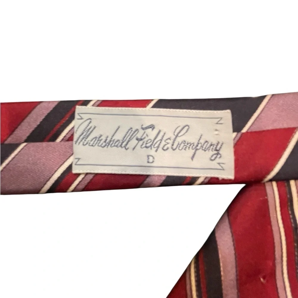 ❤️VINTAGE Marshall Fields Elegant Striped Tie - Cranberry, Navy, Cream and Plum